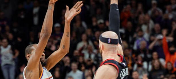 乐竞娱乐- 巴西杜兰特运球出界 