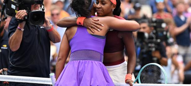 乐竞体育-大坂直美巅峰对决，库里与70激战老鹰分钟，突破纪录胜负难料！的简单介绍