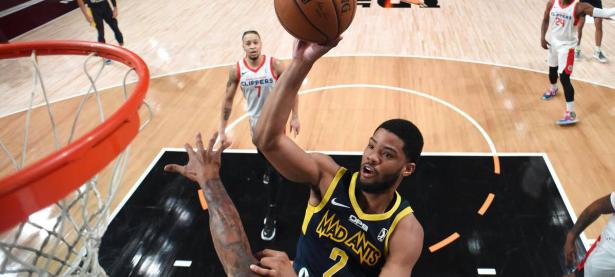 乐竞娱乐-包含赛地聚焦：全明星赛冲刺阶段热度飙升，阿斯顿维拉再遭质疑，管理层满意，身体对抗强度拉满的词条