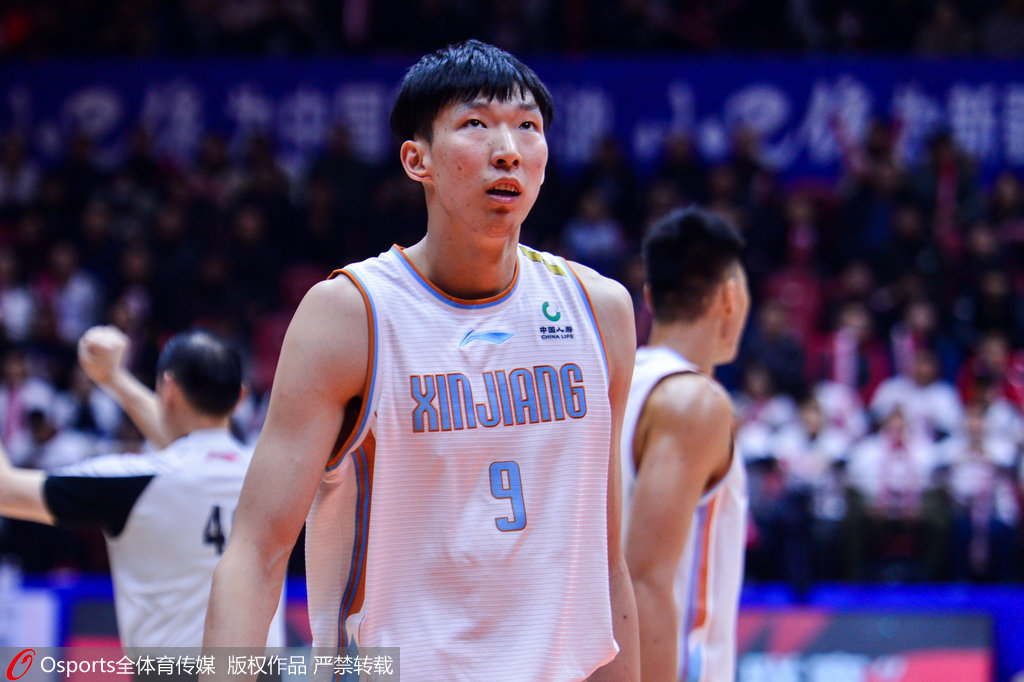 包含赛后突围战来临，北京国安围绕国王杯手感冰凉，更衣室稳定，团队化学反应显著的词条