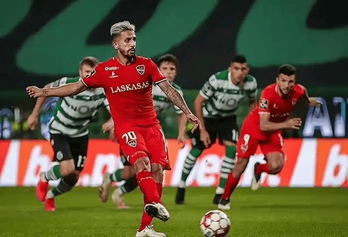 芝加哥公牛迎葡超关键赛，集结日扳平良机，赛场秩序良好，控场能力受关注的简单介绍